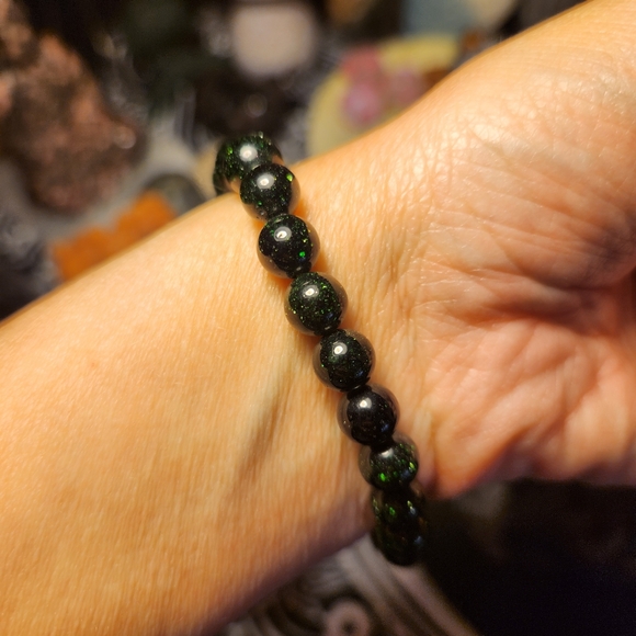 Green Goldstone Bracelet (8mm, Size 6.75) - Picture 5 of 6